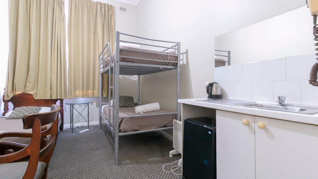 Woolbrokers Hostel
